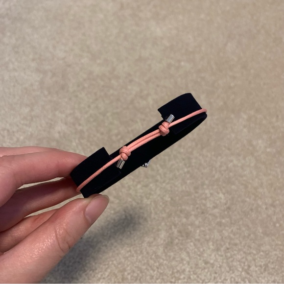 Swarovski crystal pink cord bracelet - Picture 4 of 7